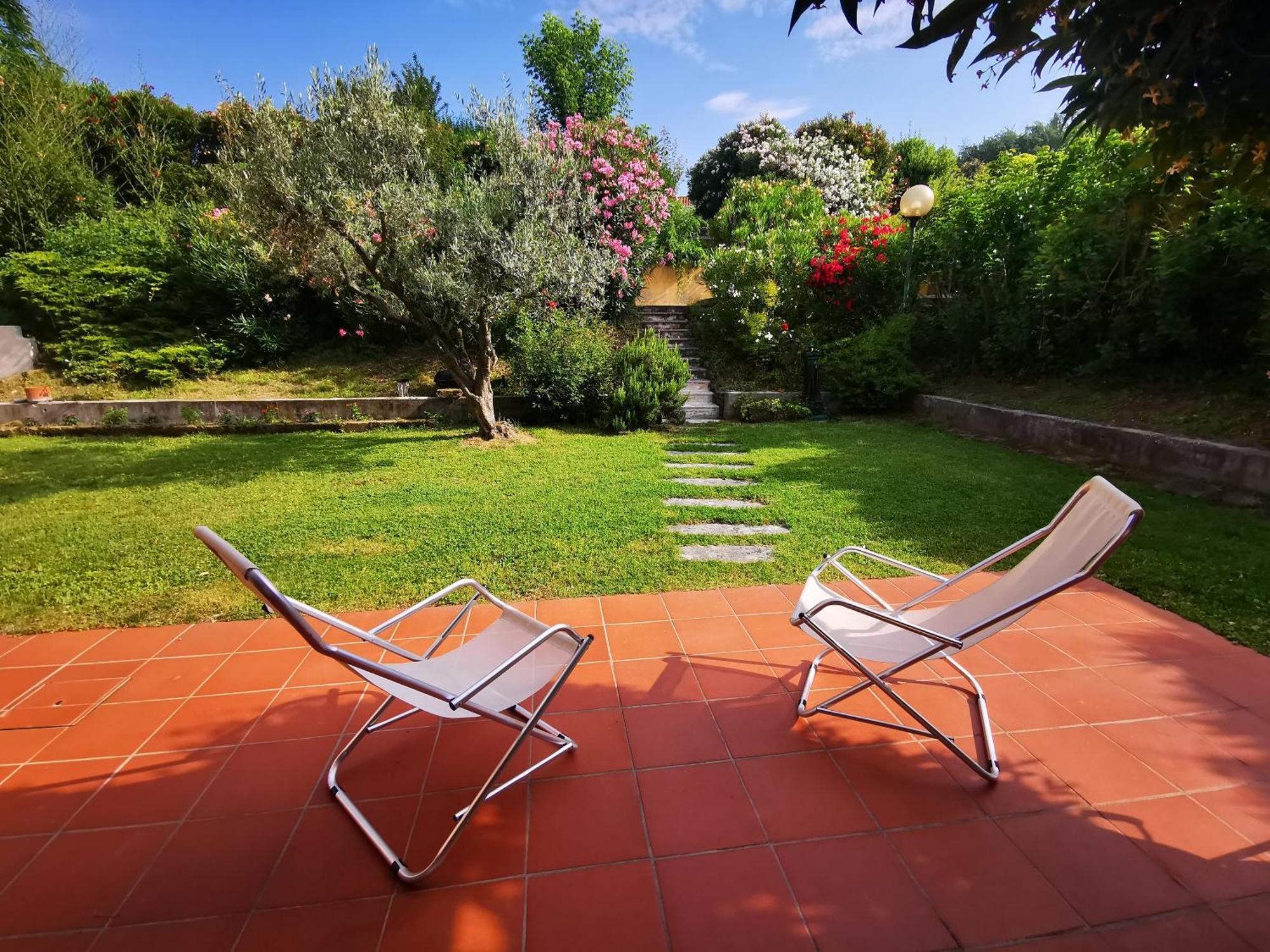 Casa Ghirlanda Con Piscina E Campo Da Tennis Lazise Eksteriør bilde