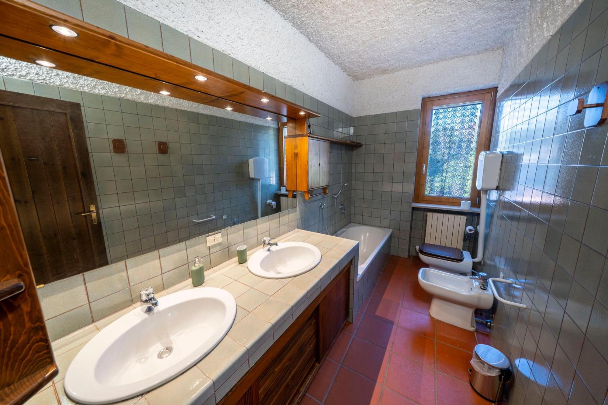 Casa Ghirlanda Con Piscina E Campo Da Tennis Lazise Eksteriør bilde