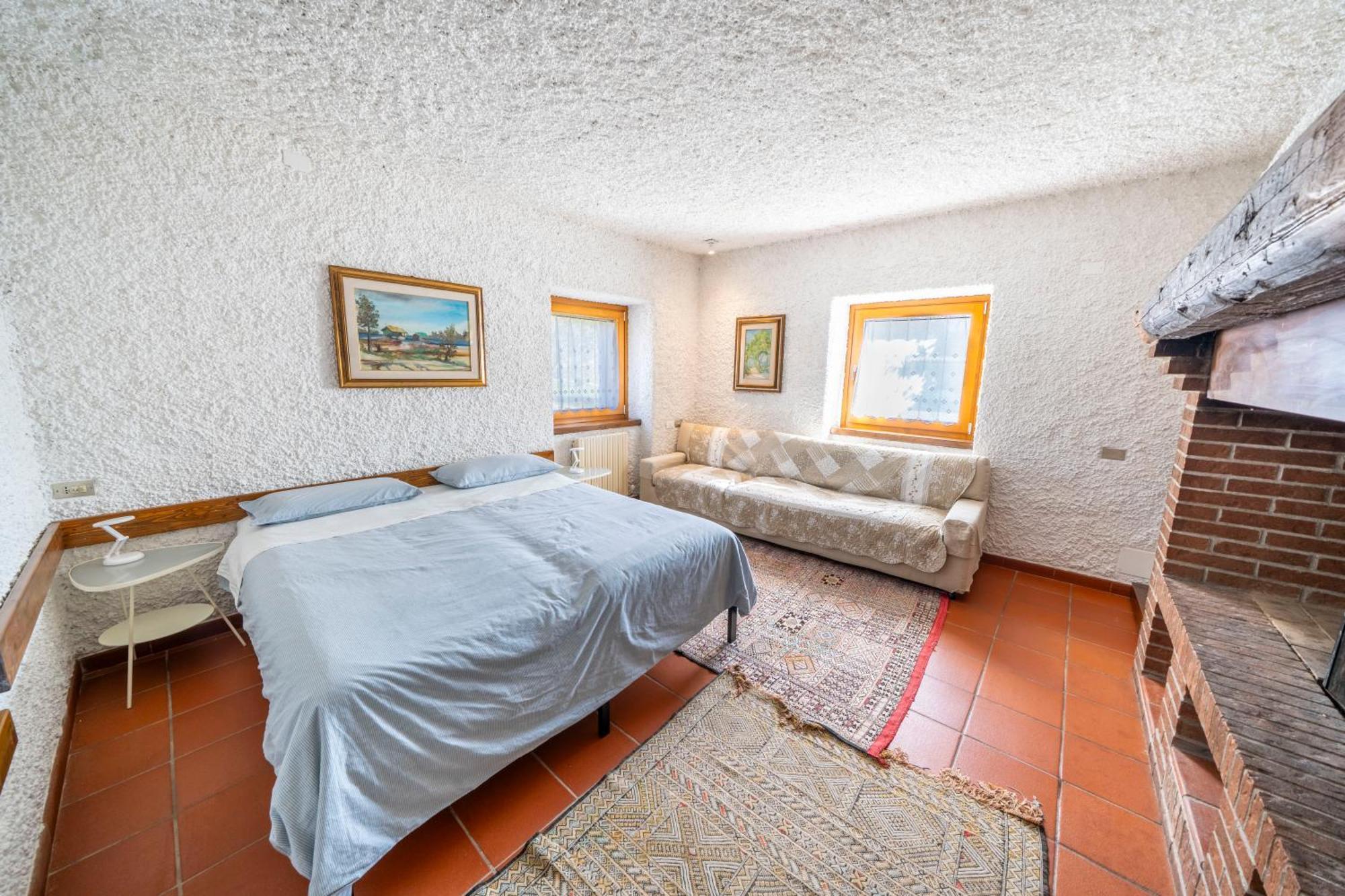 Casa Ghirlanda Con Piscina E Campo Da Tennis Lazise Eksteriør bilde