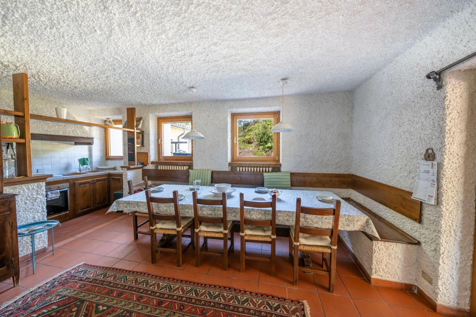 Casa Ghirlanda Con Piscina E Campo Da Tennis Lazise Eksteriør bilde