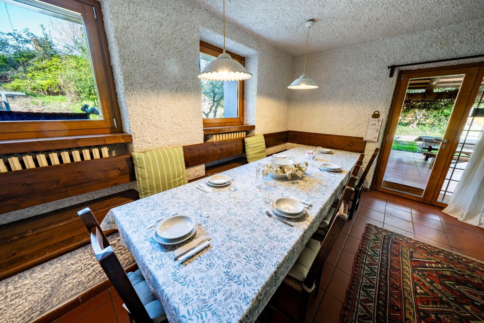 Casa Ghirlanda Con Piscina E Campo Da Tennis Lazise Eksteriør bilde